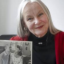 Jane Thomsen's Instagram, Twitter & Facebook