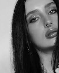 Meet the Blufashion Content Team: Writers and Editors Behind the Blog