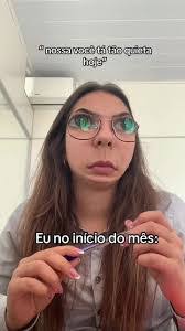 Leila Morin's Instagram, Twitter & Facebook