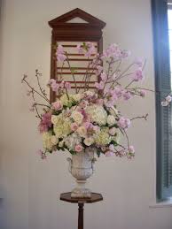 Helen olivia always has the most beautiful and elegant arrangements. What You Should Know About Planning A Cherry Blossom Wedding Atelier Ashley Flowers