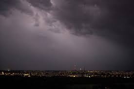 Burza zaczęła się koło godziny 9. Burza Nad Warszawa Artykuly Warszawa Nasze Miasto