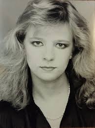 This picture always cracks me up! Great memories from Genesee Hills  Elementary School ❤️. I can name everyone in this pic except for 2 guys in  the back row; first from the