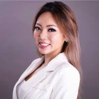 Minnie Li's Instagram, Twitter & Facebook