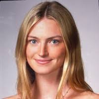 Elizabeth Strom's Instagram, Twitter & Facebook