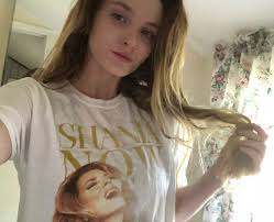 You all look 😍😍😍 in your Shania NOW Tour merch!!  https://store.shaniatwain.com