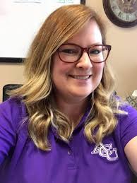 Why does Claire's hair appear less grey in some scenes?