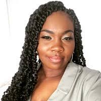 Courtney Smoot's Instagram, Twitter & Facebook