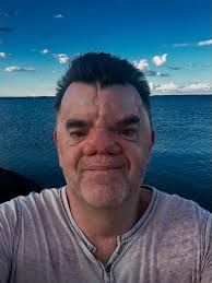 Robert Hoge (@roberthoge) • Instagram photos and videos