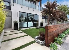 In addition to being an outdoor dining, entertaining and playing area, this front yard also had to serve the traditional role of entryway and provide curb appeal. 50 Modern Front Yard Designs And Ideas Renoguide Australian Renovation Ideas And Inspiration