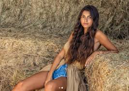 A modelo, de apenas 18 anos, foi a um casting e as responsáveis pela ficção do canal não terão hesitado em contratar a jovem. Tvi Prepara Nova Novela Ja Ha Substituta Para A Filha De Maria Cerqueira Gomes