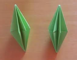 How To Make The Sims Crystal In Origami Plumbob Origami Diamond Origami Ornaments Diy