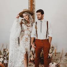 Bride Style Doesn T Come More Rock N Roll Than Snakeskin Boots A Cowgirl Hat And Our Lsxgws Kennedy Gown Bride Style Rusting Wedding Wedding Colors