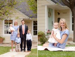 Ashlee Raubach Photography Family Inspiration Family Photoshoot Front Porch Pictures
