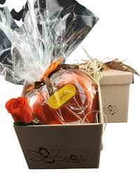 Além disso, as embalagens devem ser vistas como um importante canal de comunicação para os varejistas, uma vez que elas representam o primeiro. Caixa Especial Chocolate Presente Aniversario Namorados Amor Lieben Chocolates Finos No Magalu Magazine Luiza