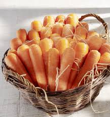 Les Bonnes Carottes De Notre Gamme Mon Marche Plaisir Qualite Et Proximite Toute L Annee Interm Fruits Et Legumes De Saison Idee Legume Gratin De Carottes