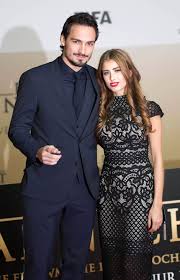 Born 16 december 1988) is a german professional footballer who plays as a centre back for bundesliga club borussia dortmund and the. Bilderstrecke Zu Fussballer Mats Hummels Im Interview Bild 3 Von 7 Faz