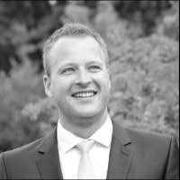 Michael Niekamp's Instagram, Twitter & Facebook