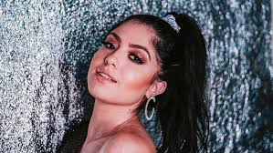 Add any golden glow to your pics; How To Make Aesthetic Videos For Tiktok With Makeup Filters Perfect