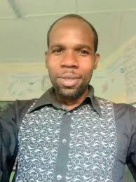 What is the difference between extortion and robbery?