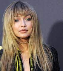 Frange Longue Frange Effilee Frange Rideau Les Meilleures Idees A Piquer Aux Stars Coiffure Frange Frange Effilee Frange