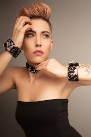 BDSM collar de cuero y encaje "rosa claro" estrecho