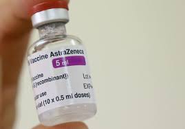 Aby bylo očkování co nejúčinnější, je potřeba podat dvě Vakcina Astrazeneca Dokaze Znizit Prenos Virusu Potvrdila Studia Svet Sme