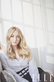 Sophie Turner Feels Cooler When She S Blonde Sophie Turner Photoshoot Hairstyle Beauty