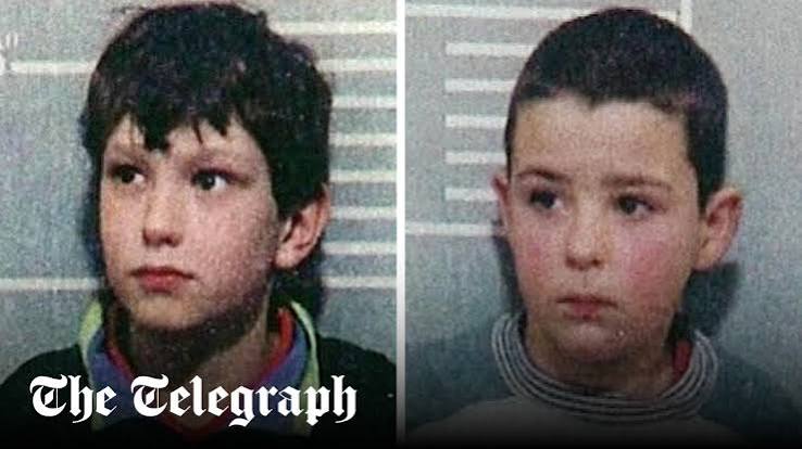 James Bulger's killer returned to prison after probation officers 'find child abuse images'