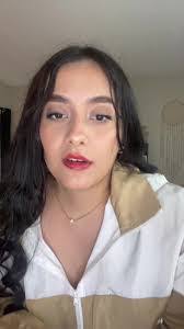 Heidi Bello's Instagram, Twitter & Facebook