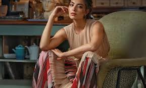 Beşiktaş forması giyen yıldız futbolcu oğuzhan özyakup ile ilişkisini bitiren tescilli güzel melisa aslı pamuk, önceki gün bodrum'da konakladığı otelin beach'inde görüntülendi. Melisa Asli Pamuk Kimdir Kivi Tadinda