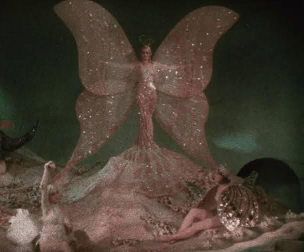 Review: “The Last Showgirl” – Katie at the Movies