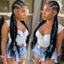 With the right hand, 2 sections will be between the ring/middle/pointer fingers griped and locked off. 50 Best Cornrow Braid Hairstyles To Try In 2021