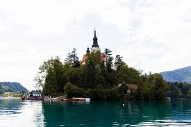 Bled è stata nominata seconda località migliore in europa nel campo del turismo sostenibile nell'ambito del progetto non governativo internazionale green destinations 2019. The Perfect Day In Lake Bled Slovenia How To Get There 5 Fun Things To Do Silly Little Kiwi