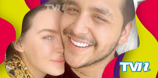El par de famosos sigue dando de qué hablar y acaba de celebrar por un mes de. Dice Mi Mama Que Siempre No Belinda Y Christian Nodal Siguen Juntos Alvaro Obregon Ciudad De Mexico