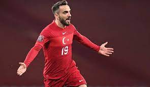 Stuttgart, almanya) santrfor mevkisinde oynayan almanya'da yetişmiş türk millî futbolcu. Kenan Karaman Koronaviruse Yakalandi