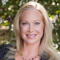 Janet Mooney's Instagram, Twitter & Facebook