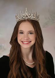 Carrollton bal masque reflects