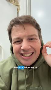 Great to spend part of my Saturday at @dunraegardens elementary in @vmr_tmr  for their first ever Holiday Market. They are making @englishmtl proud. I  spoke to @kellychatzis , the parent organizer and