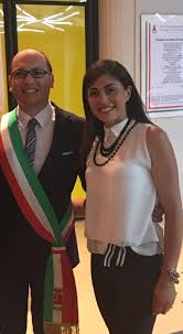 Residenti in corso del popolo, 13; Facebook