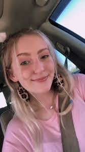 April Ison's Instagram, Twitter & Facebook