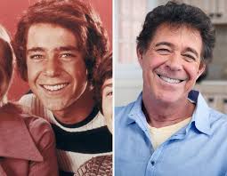 The Brady Bunch Look Much Different Than They Did In The 70 S The Brady Bunch Yesterday And Today Then And Now