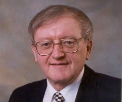 Andlát: Magnús Oddsson, fyrrverandi bæjar