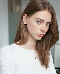7 Trucos Para Evitar Los Brotes De Acne En Piel Sensible Kumral Saclar Sac Rengi Fikirleri Kullu Sac