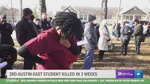 Austin police shoot and kill man in east austin подробнее. Knoxville Leaders Meeting After 3rd Austin East Student Killed Wbir Com