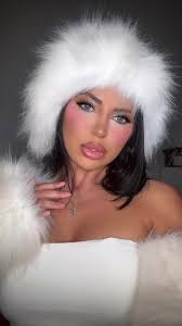 Snowbunny #fyp #wintervibes #makeup #snow #snowbunny