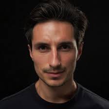 Top Framer Experts in Paris, France: Past Projects, Fees & How to Hire