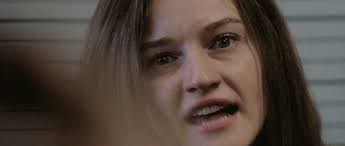 13 Situaciones inventadas y reales de "Inventing Anna"