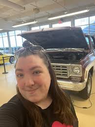 A certain someone said she wanted pix with Elvis Presley's truck. WISH  GRANTED! Loren got a personal behind the scenes tour of the auction and a  photo shoot. Happy girl she is!