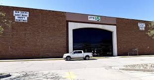 Start your sioux city apartment search! Black Friday Every Week New It S 5 Store In Lower Floor Of Former Younkers Space Local Business Siouxcityjournal Com