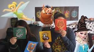 On Repartit Des Personnages Disney Dans Les Maisons Harry Potter Youtube